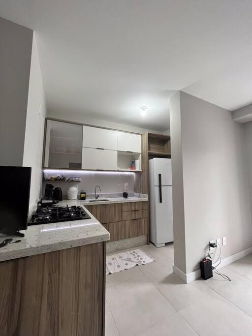 Apartamento 2 Suites Com Piscina E Churrasqueira, Ao Lado Da Ufsc Florianópolis Exteriör bild