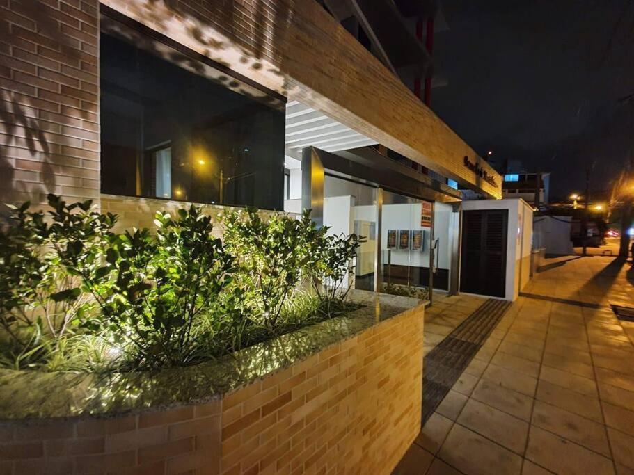 Apartamento 2 Suites Com Piscina E Churrasqueira, Ao Lado Da Ufsc Florianópolis Exteriör bild